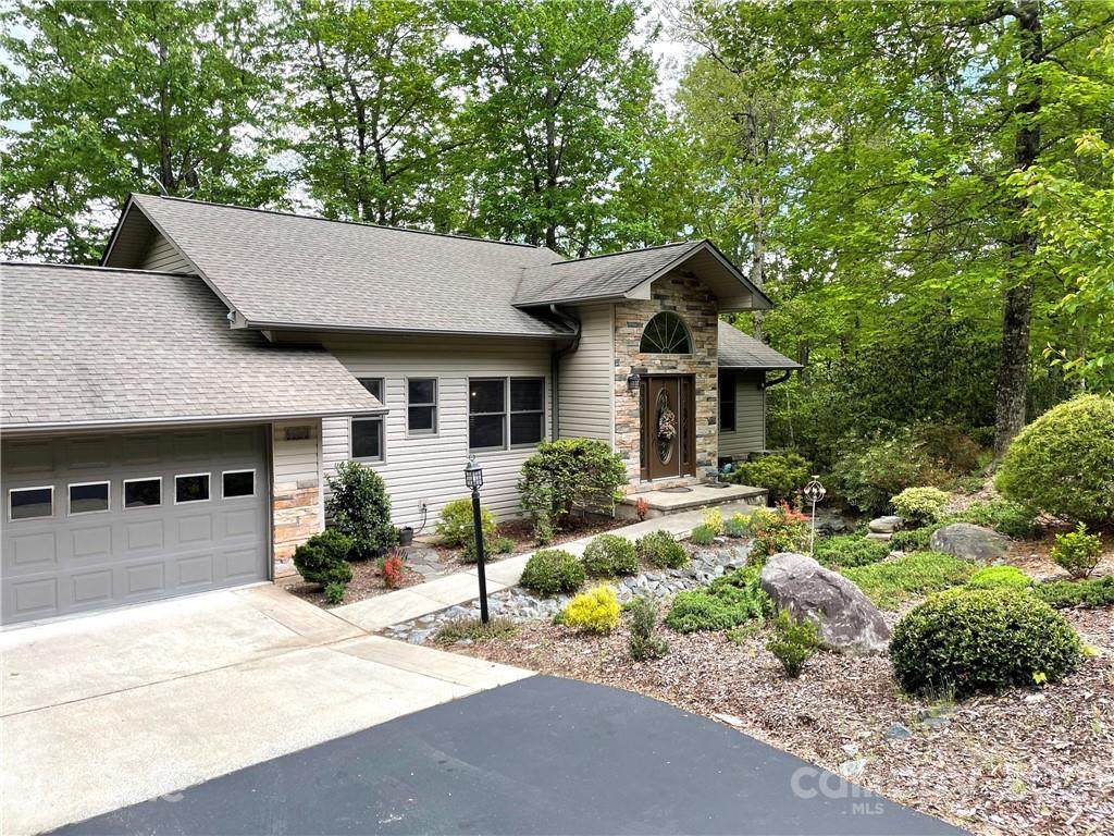 477 Qualla Circle - Photo 1