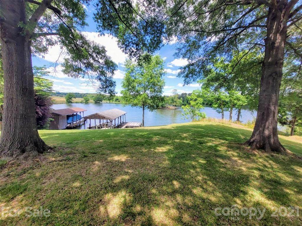 15551 Flora Lane - Photo 1