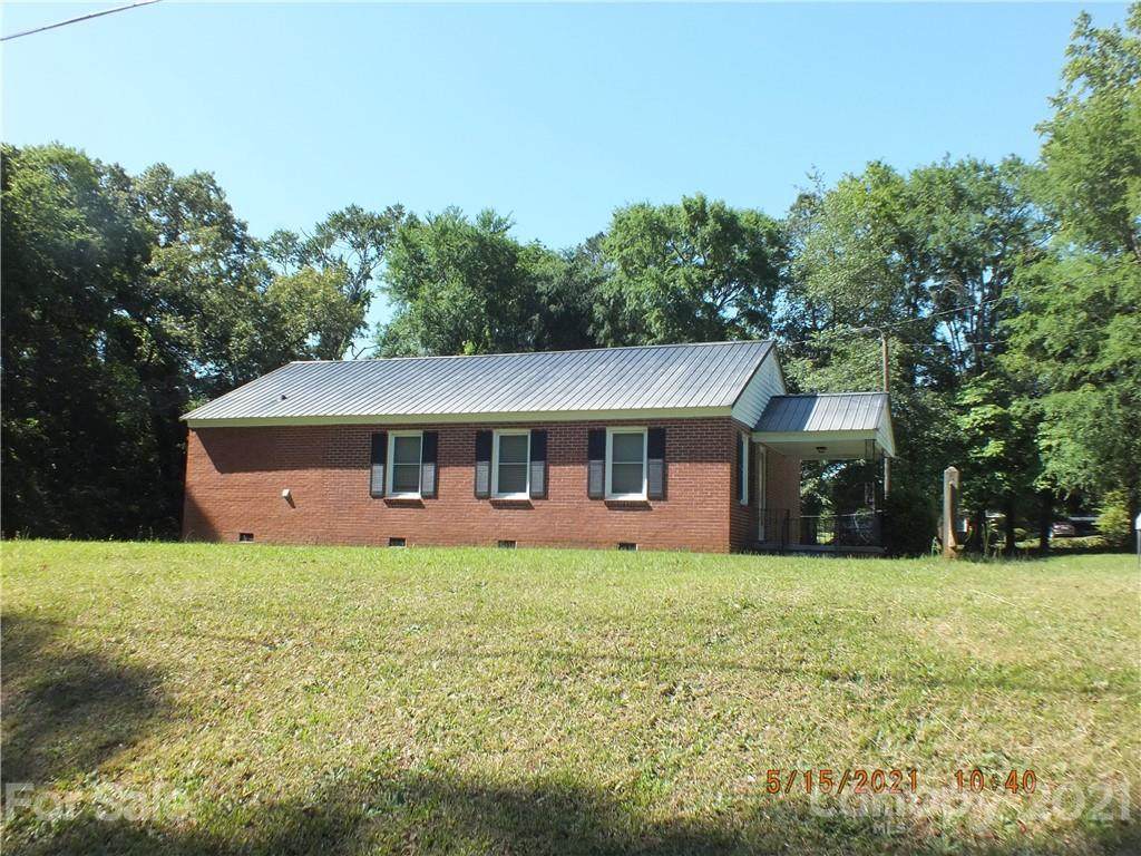 1365 Kings Circle - Photo 1
