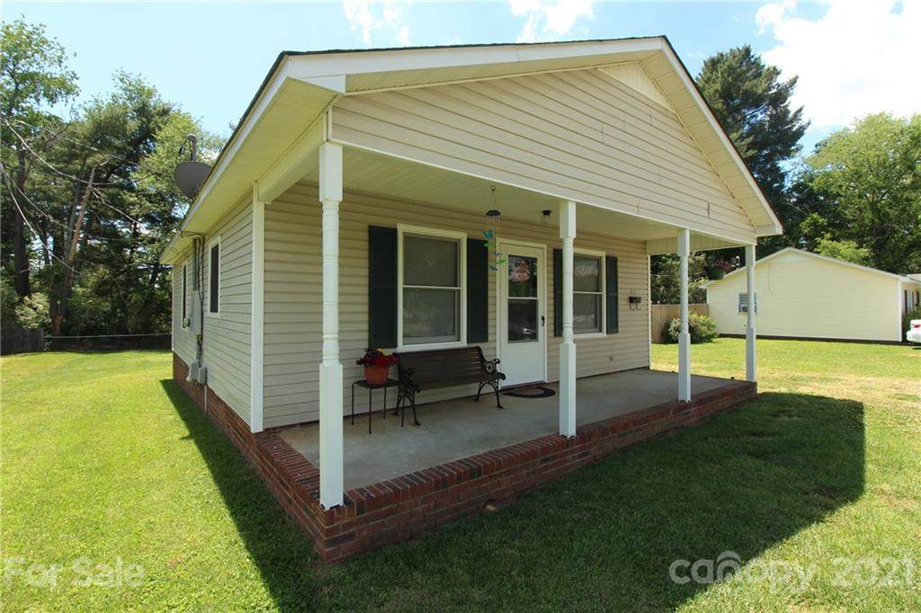 321 Waco Road - Photo 1