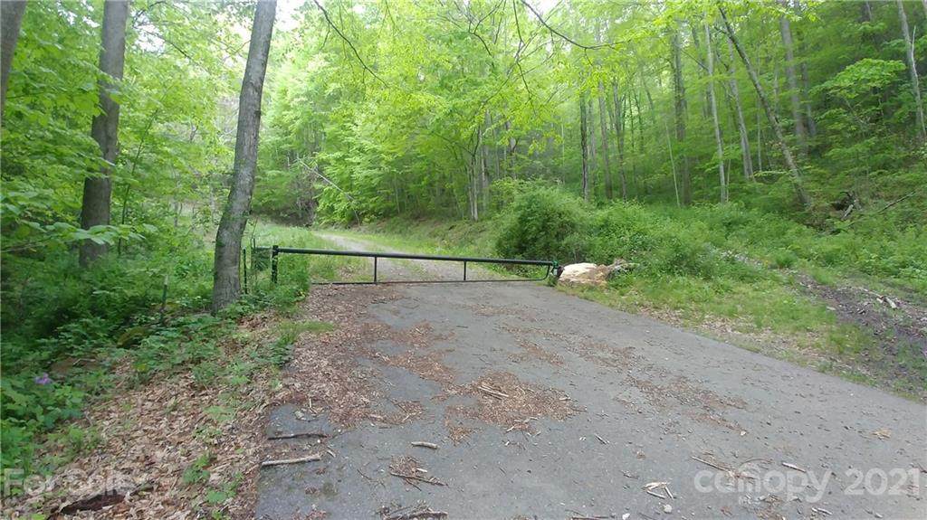 10 Bent Pine Drive - Photo 1