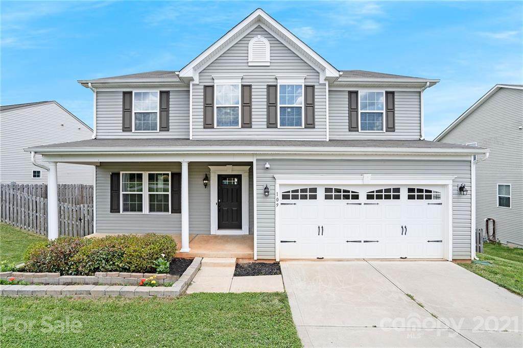 109 Alborn Drive - Photo 1