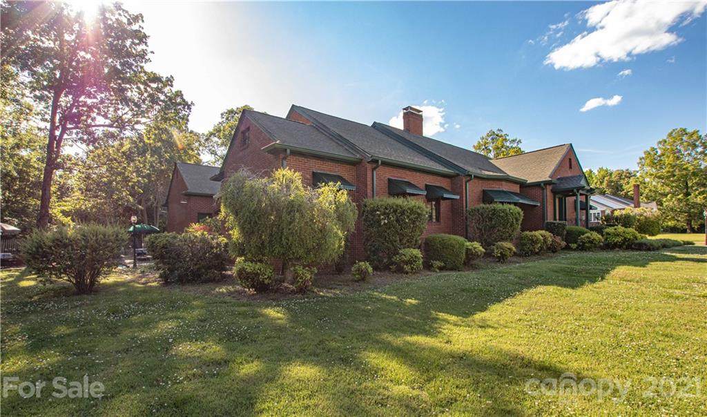 304 Wadesboro Boulevard - Photo 1