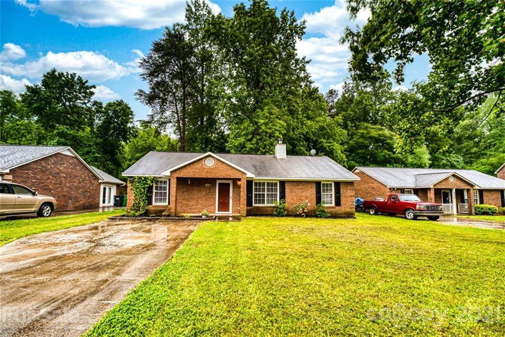 6214 Suntrace Way - Photo 1