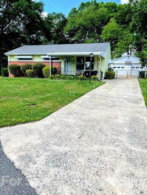 204 Kirkwood Circle - Photo 1