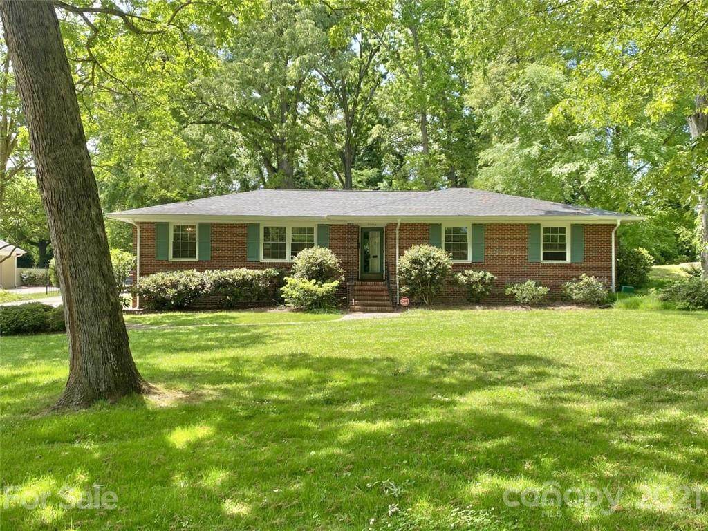 4642 Emory Lane - Photo 1