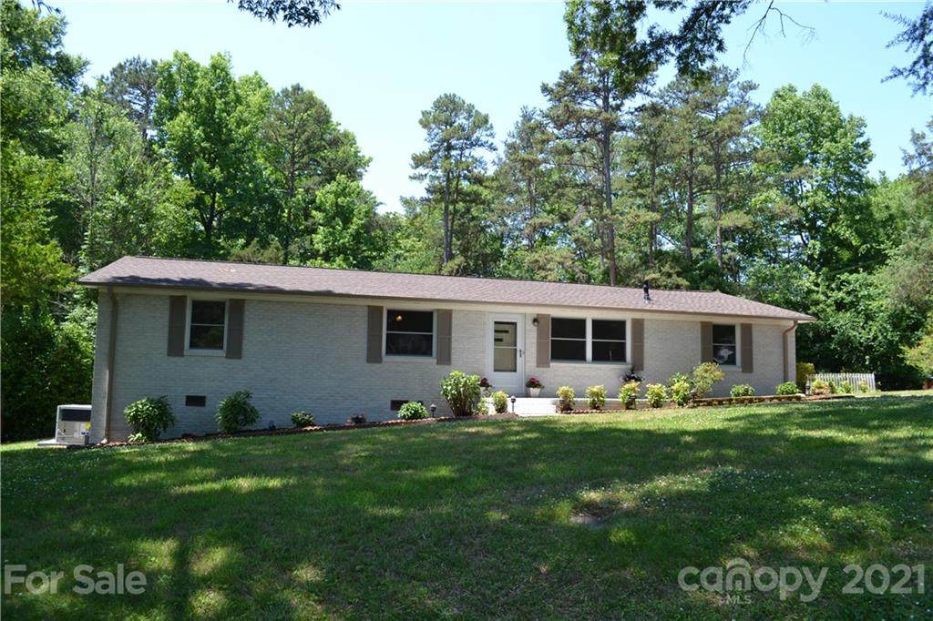 656 Sylvan Street - Photo 1