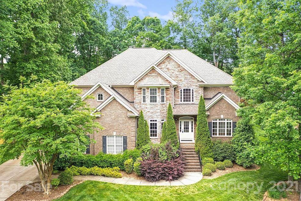 121 Fulton Farms Lane - Photo 1