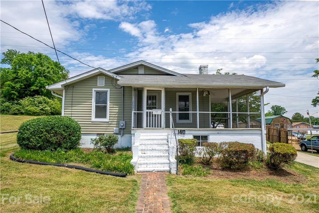 1410 Salisbury Avenue - Photo 1