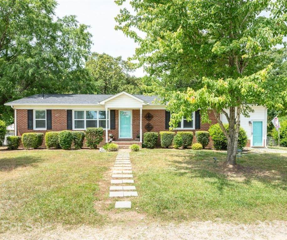 1901 Bertha Knight Road - Photo 1