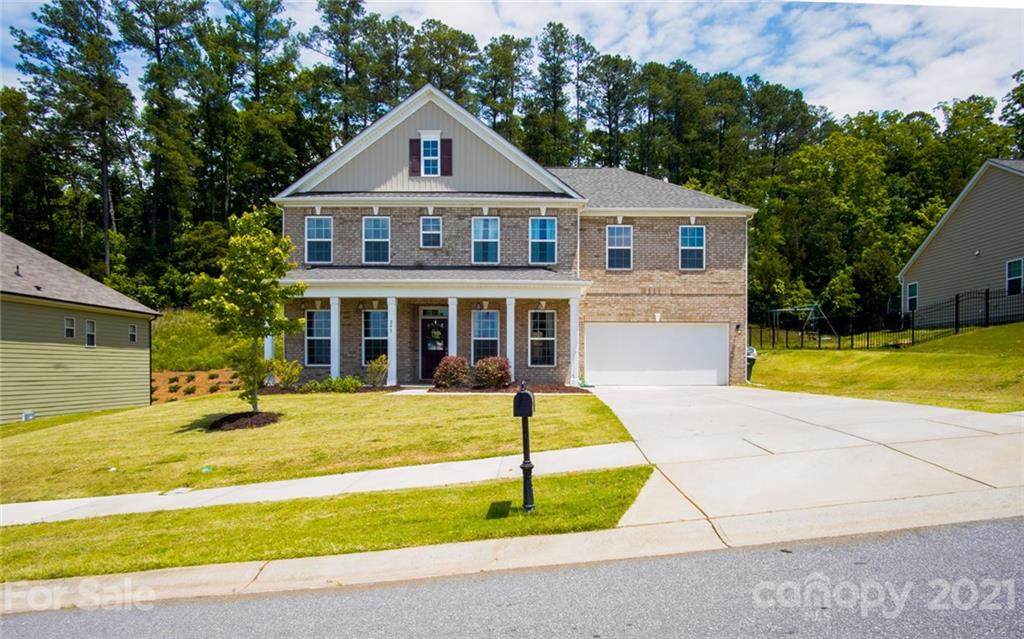 293 Meadow Drive - Photo 1