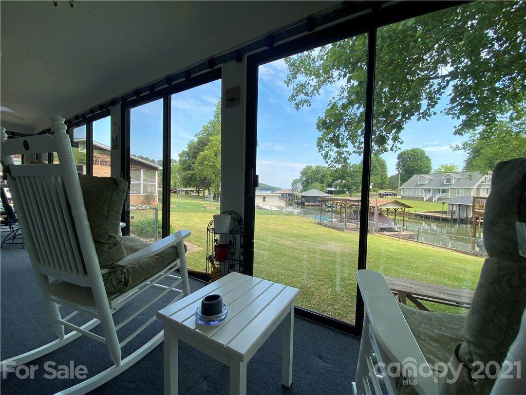 397 Alberta Drive - Photo 1