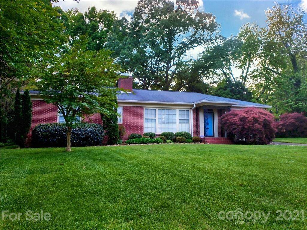 110 Edgewood Avenue - Photo 1