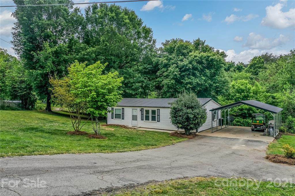 5417 Greenhouse Street - Photo 1