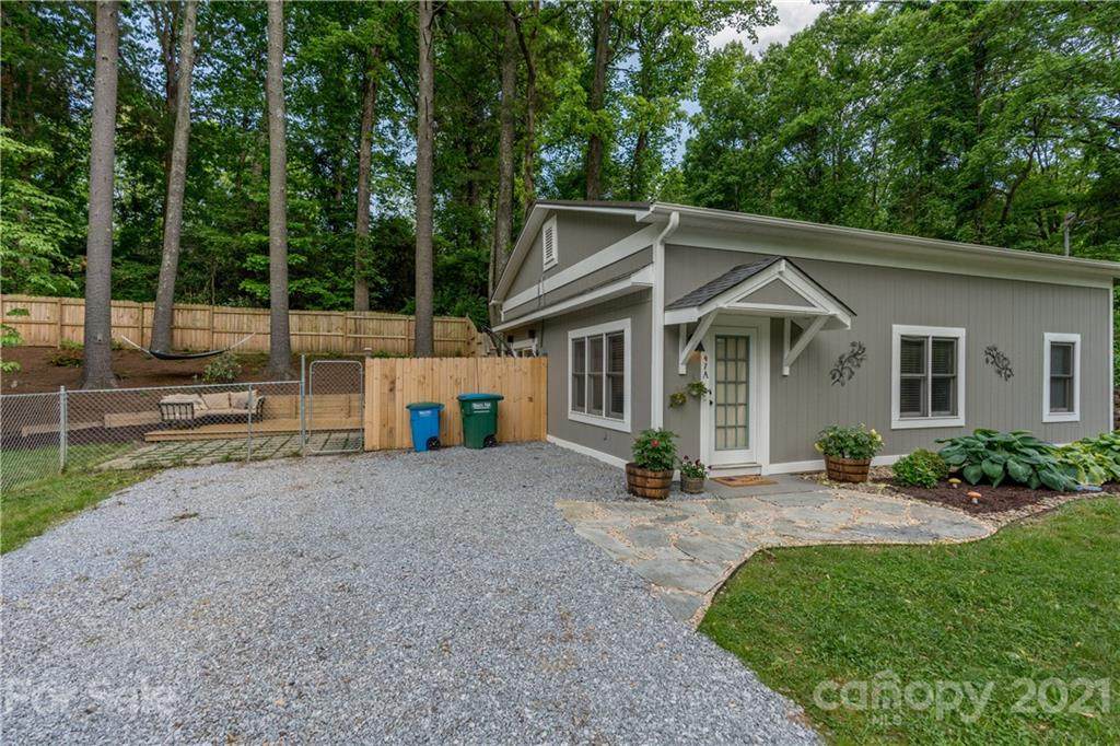 47 Fair Oaks Road - Photo 1