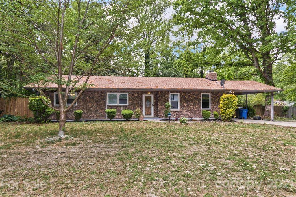 1223 Riford Road - Photo 1