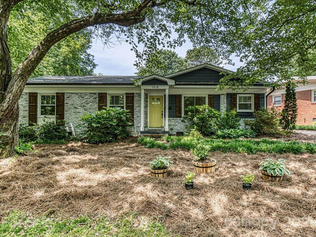 1918 Woodland Drive - Photo 1