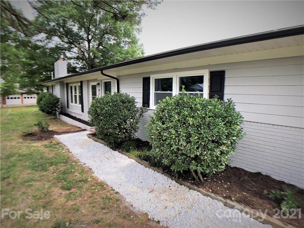 41 Fleetwood Drive - Photo 1