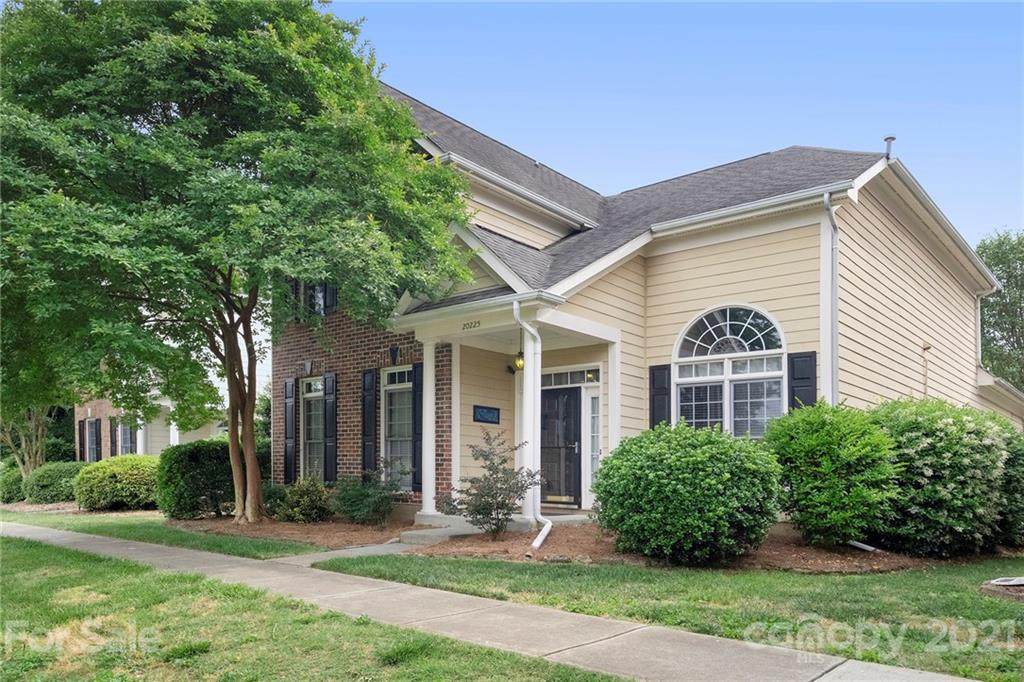 20225 Harroway Drive - Photo 1
