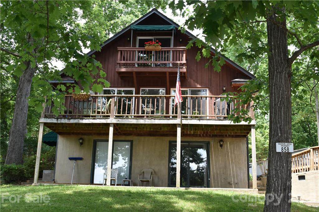 758 Shoreline Road - Photo 1