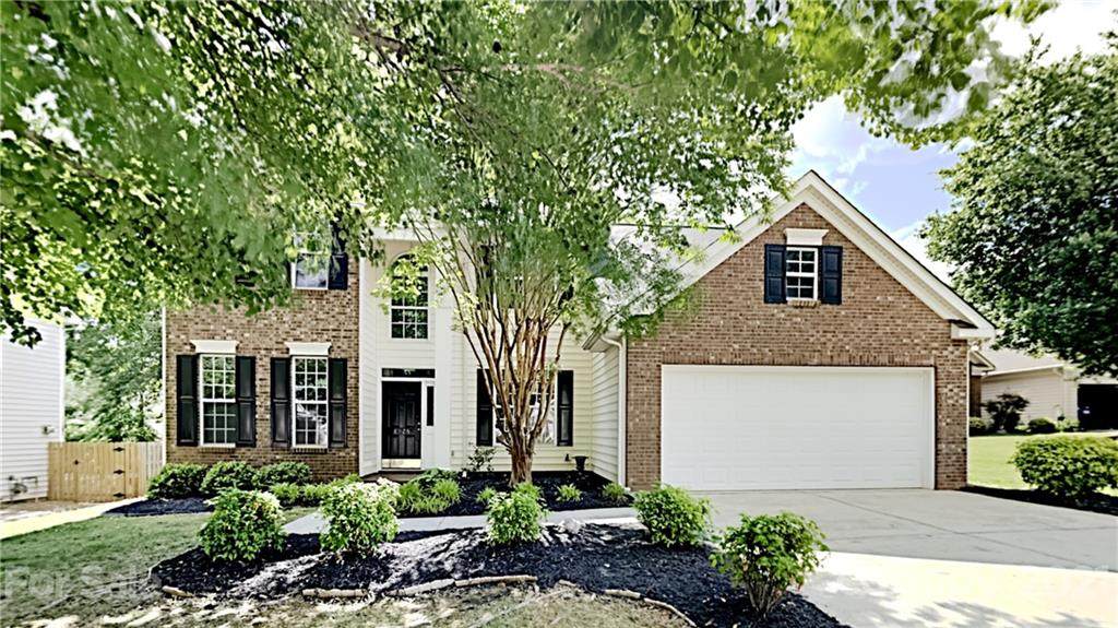 8925 Arbor Grove Lane - Photo 1