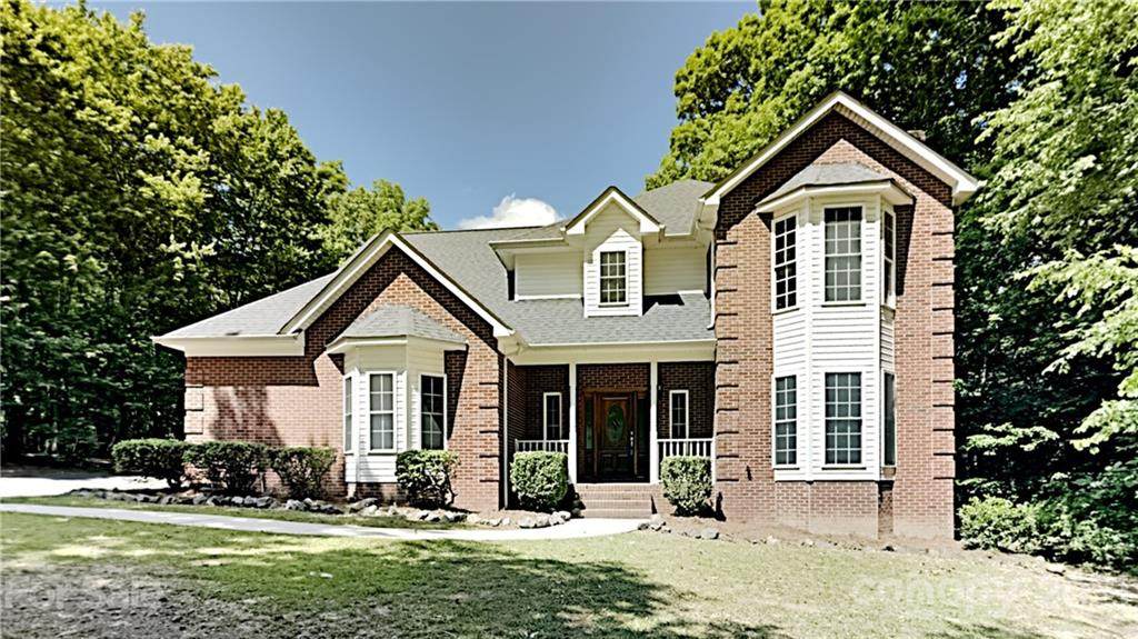1122 Bentwood Lane - Photo 1