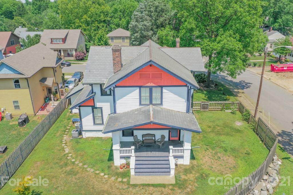 2805 Whiting Avenue - Photo 1