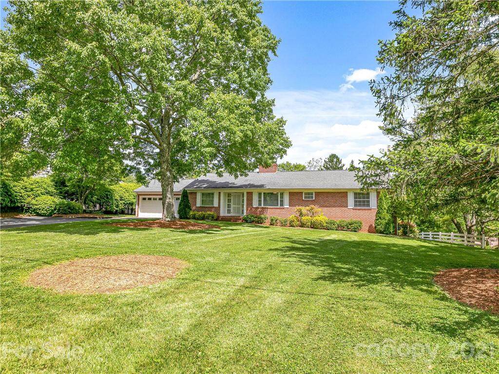 441 Lakeshore Drive - Photo 1