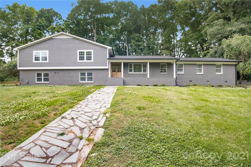 106 Brookmeade Drive - Photo 1