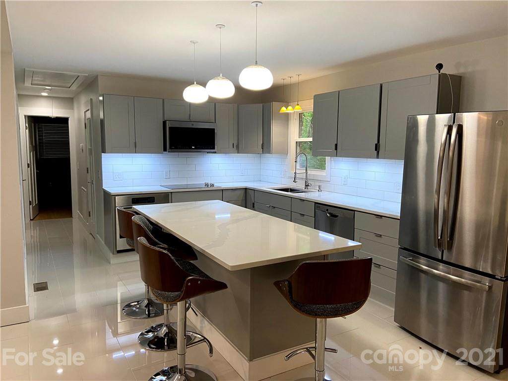 1447 Oak Hill Drive - Photo 1