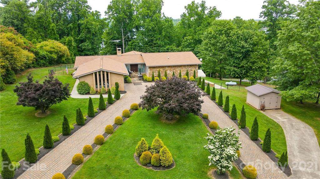 5924 Holiday Shores Avenue - Photo 1