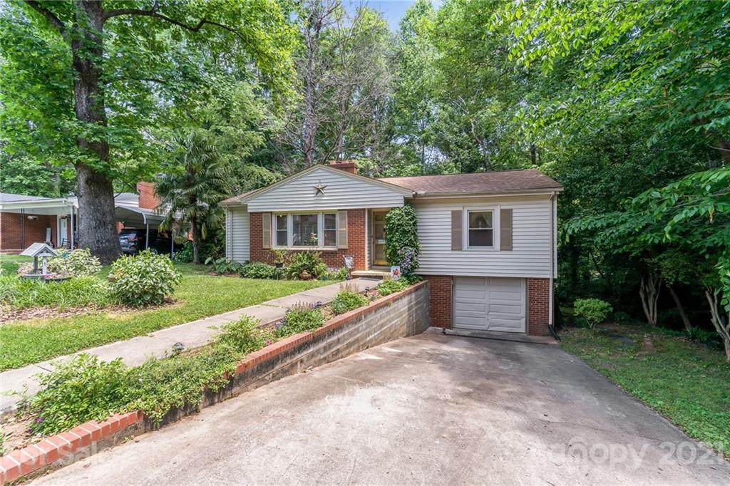 604 Pamela Street - Photo 1