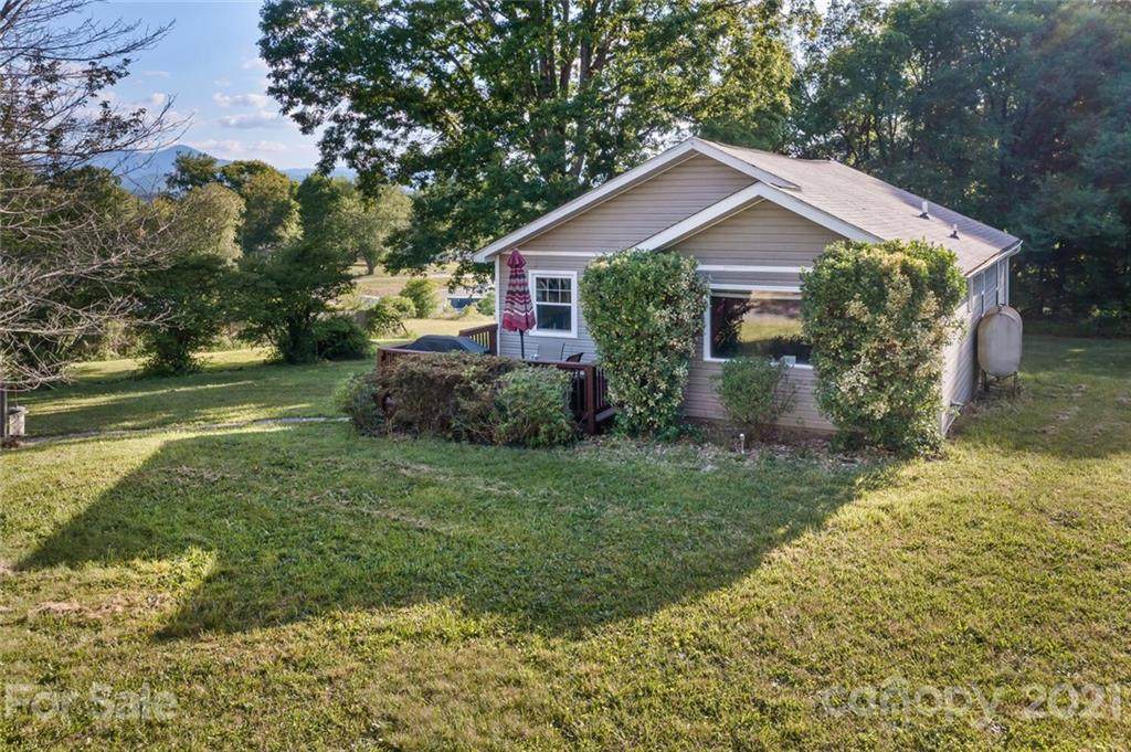 197 Moody Avenue - Photo 1