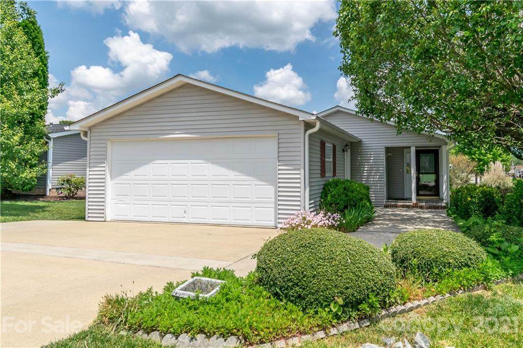 411 Riverwind Drive - Photo 1