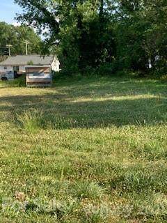 2409 West Boulevard - Photo 1