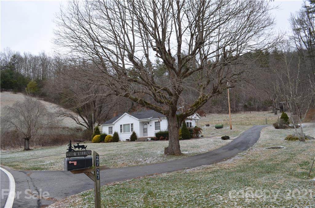 2727 Big Laurel Road - Photo 1