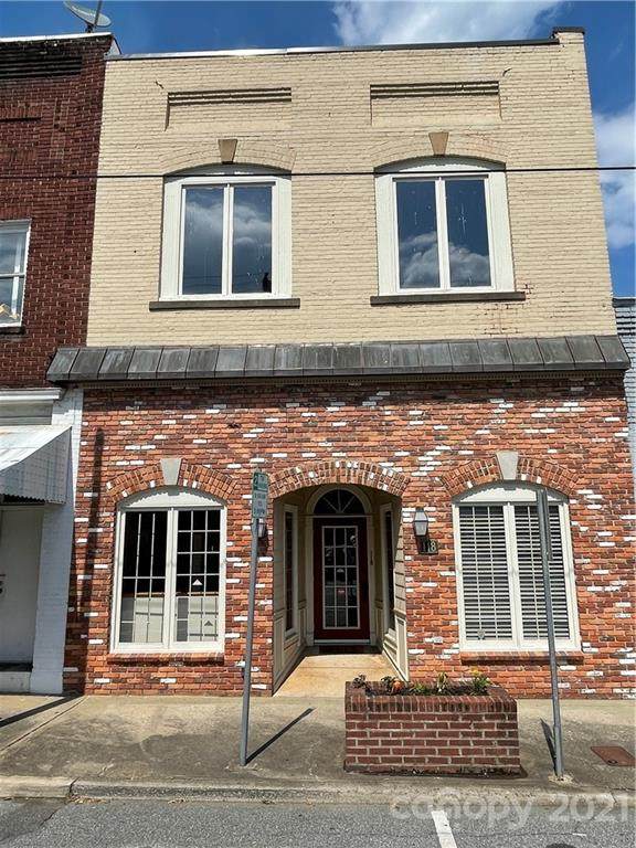 118 Mulberry Street - Photo 1