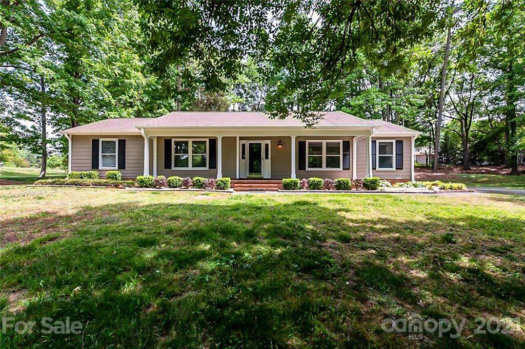 10809 Valley Hill Road - Photo 1