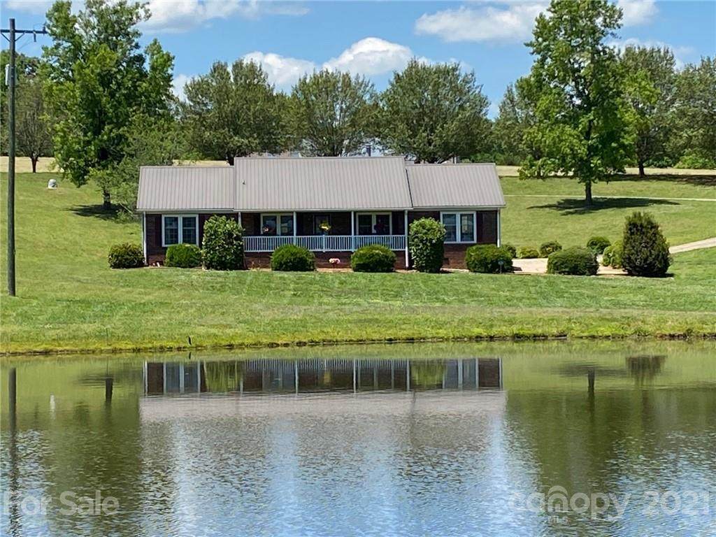 1545 Gin Road - Photo 1