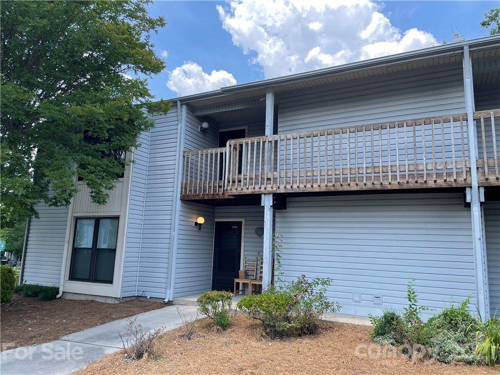 11137 Harrowfield Road - Photo 1