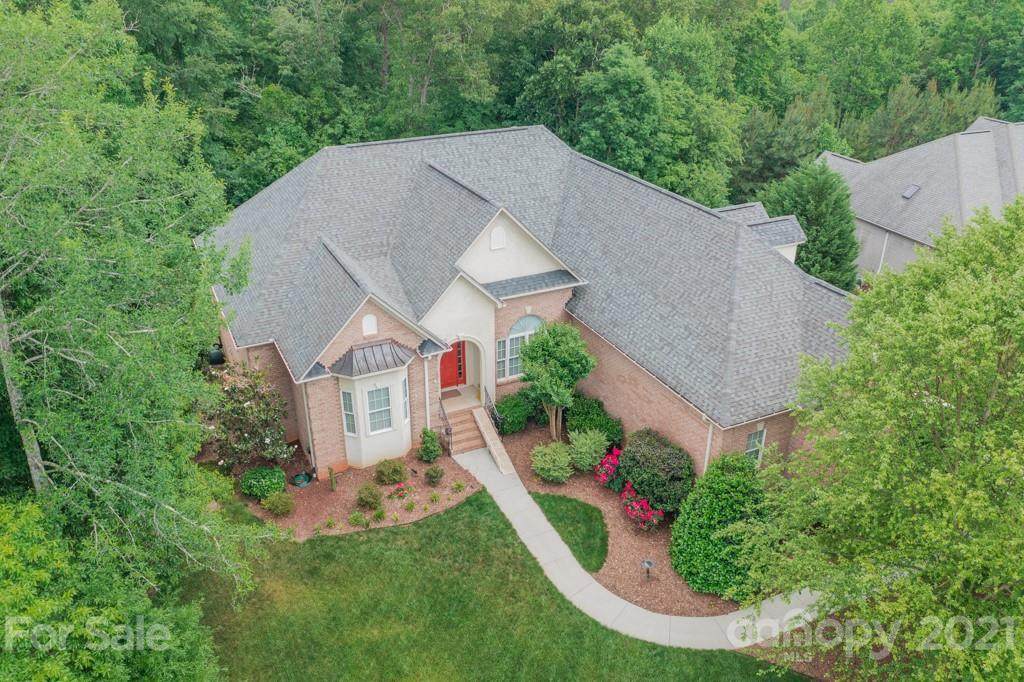 3450 Maple Wood Drive - Photo 1