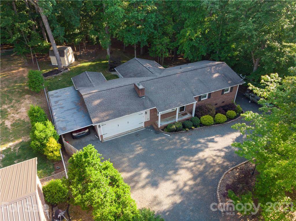 127 Possum Road - Photo 1