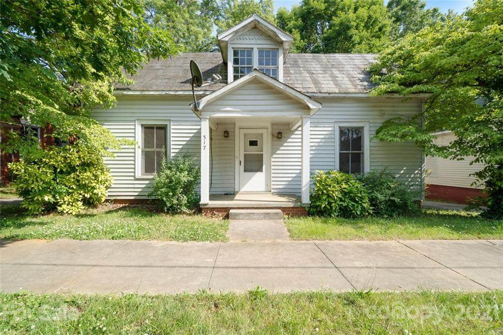 517 Western Avenue - Photo 1