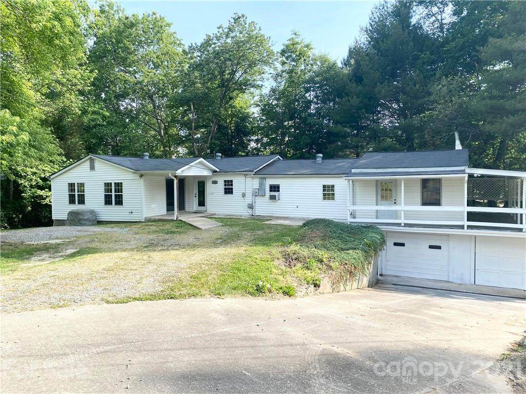 989 Sunrise Circle - Photo 1