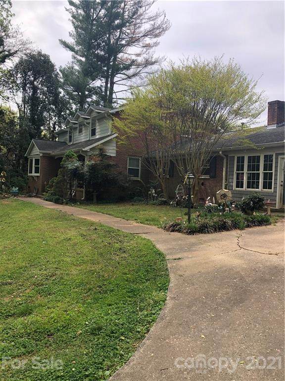 114 Brookdale Drive - Photo 1