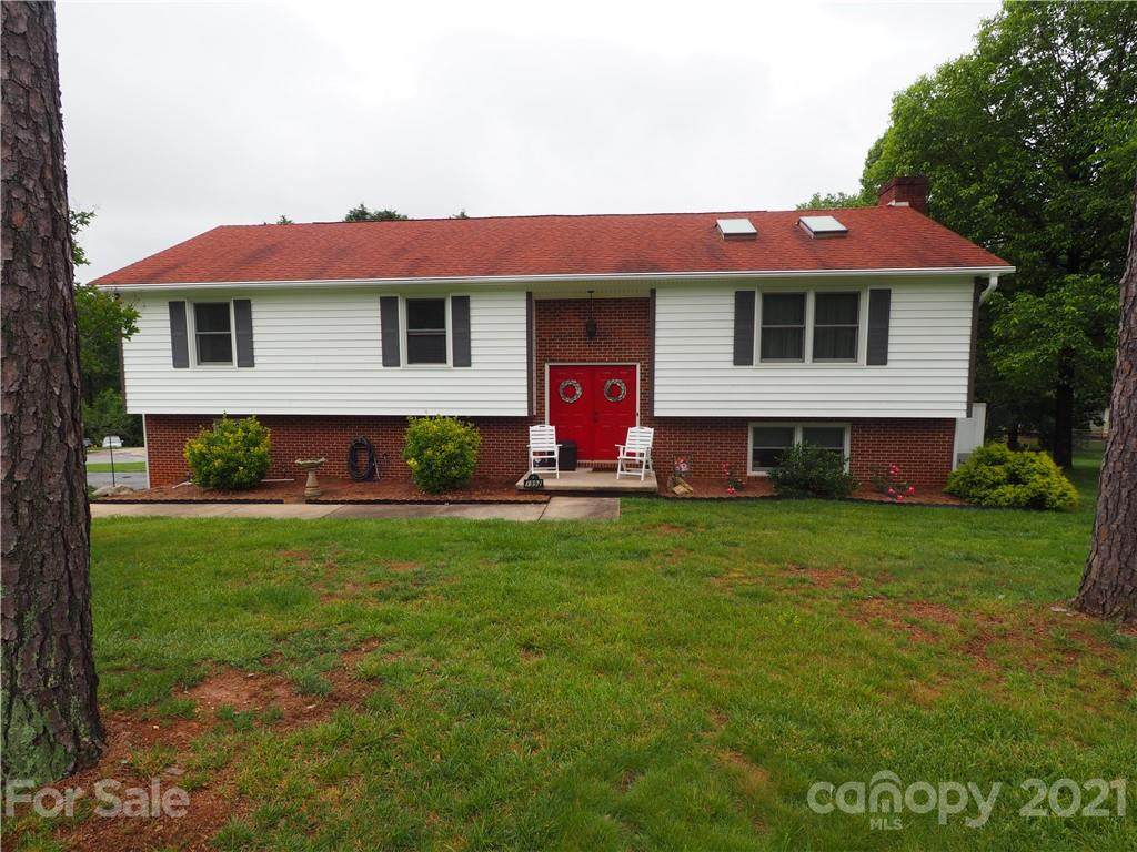 1992 19th Ave Circle - Photo 1