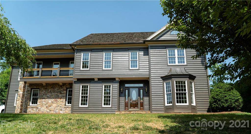 2777 Lakeview Drive - Photo 1