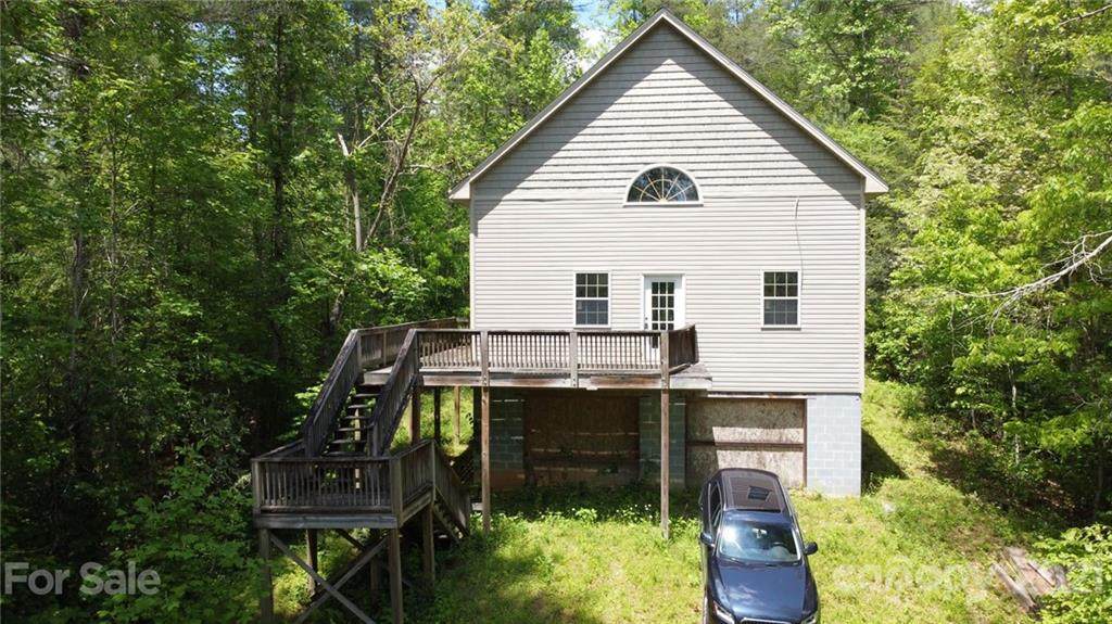 109 Tumblebug Trail - Photo 1
