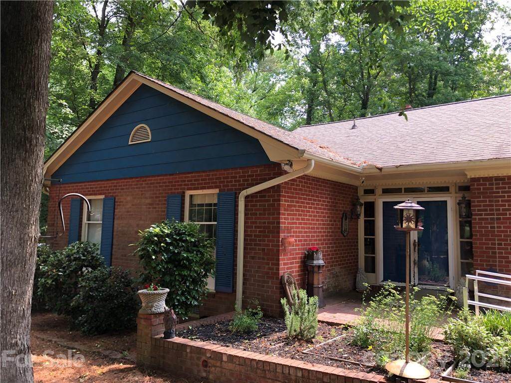 1222 Heritage Drive - Photo 1