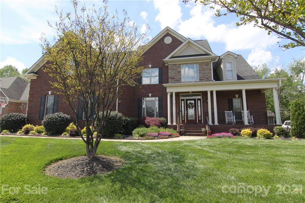 112 Daniel Efird Drive - Photo 1